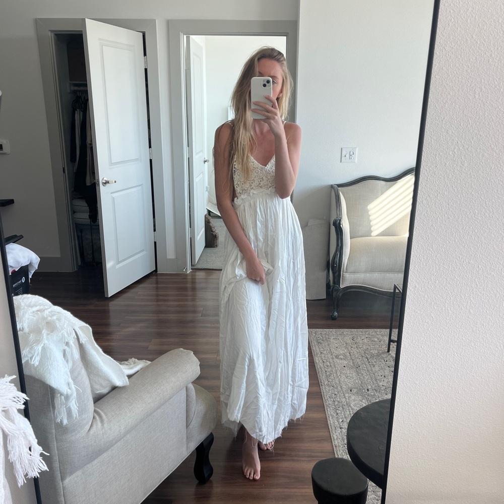 White backless crochet top dress